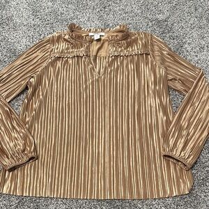 Like New WHBM Elegant Gold Pleated Women's Long Sleeve Top Size Medium